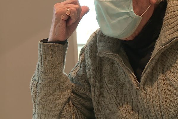 Rolland, 88 ans : près de Toulouse, sa maison est squattée alors qu'il souhaitait la vendre pour financer son séjour en maison de retraite aux côtés de son épouse.