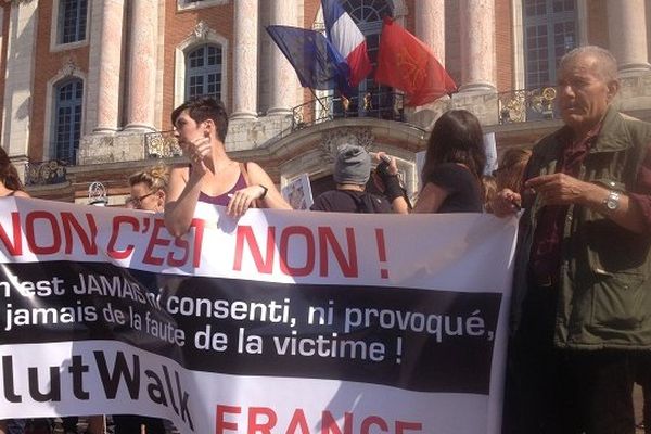 La marche place du Capitole