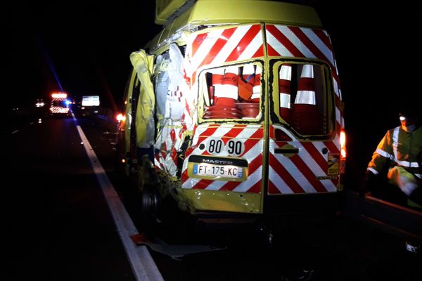 Un fourgon de patrouille percuté sur l'A85 dans le Maine-et-Loire le mardi 19 octobre 2021