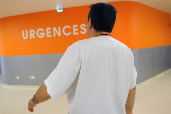 L'hôpital d'Auch (Gers) manque de médecins urgentistes.