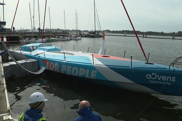 L'imoca de Thomas Ruyant est presque prêt à prendre le large.