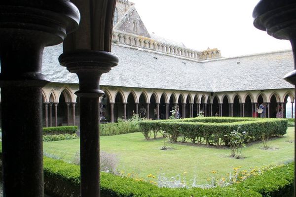 Le cloître de l'Abbaye du Mont-Saint-Michel