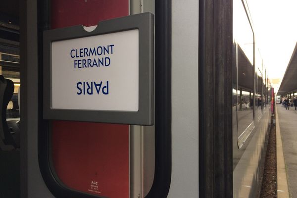 Les utilisateurs de la ligne Clermont-Ferrand - Paris n'auront plus que 4 allers-retours en semaine contre 8 habituellement, à compter de ce lundi 8 mars.