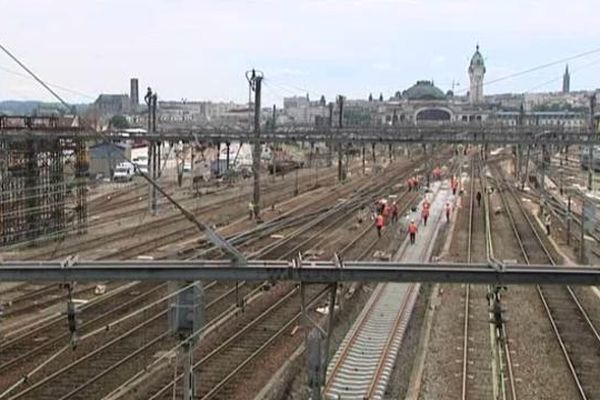 Les travaux de remplacement des rails ont déjà débuté. Ils s'achèveront fin août.