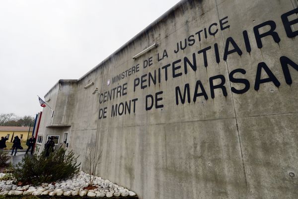 L'entrée du centre pénitentiaire de Mont-de-Marsan photographiée en février 2016. 