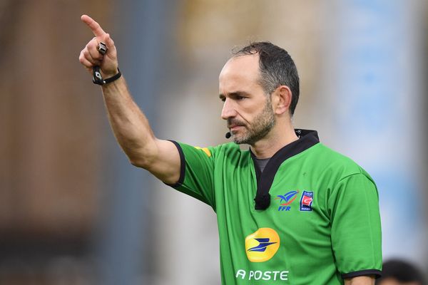 Membre du comité Midi-Pyrénées, Romain Poite arbitrera la finale de Top 14 entre l’ASM et Toulon, dimanche 4 juin au stade de France. 