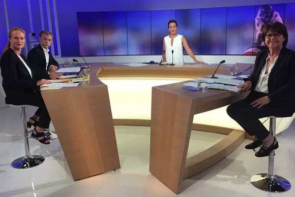 Les trois candidats à la mairie de Lille sur le plateau de France 3 Nord Pas-de-Calais ce jeudi après-midi