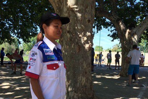 Som, qui participe pour la première fois au Mondial à pétanque. Elle y joue tous les jours à Pataya.