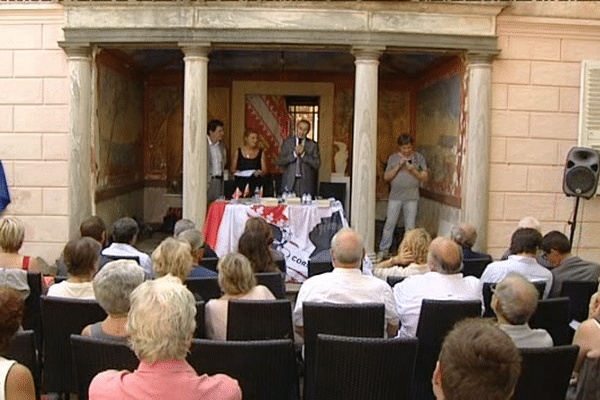 A Sisco, dans la cap corse a eu lieu une rencontre entre défenseurs de la langue corse et défenseurs de la langue alsacienne