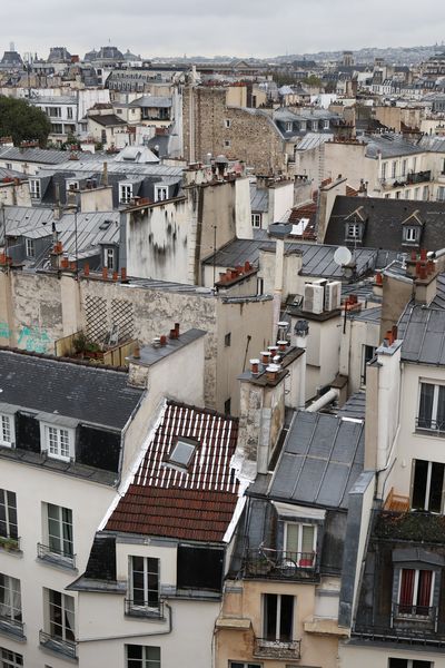 Des dizaines de milliers de logements vacants à Paris et des annonces de plus en rares.