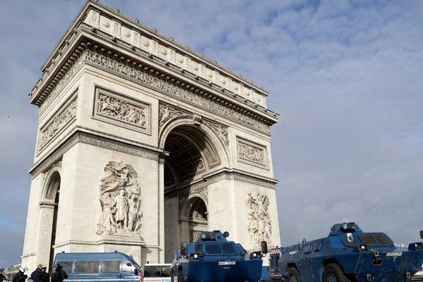 Certains quartiers comme celui de l 'Arc de Triomphe et de l'avenue des Champs-Elysées seront fermés à la circulation, ici le 8 décembre 2018.