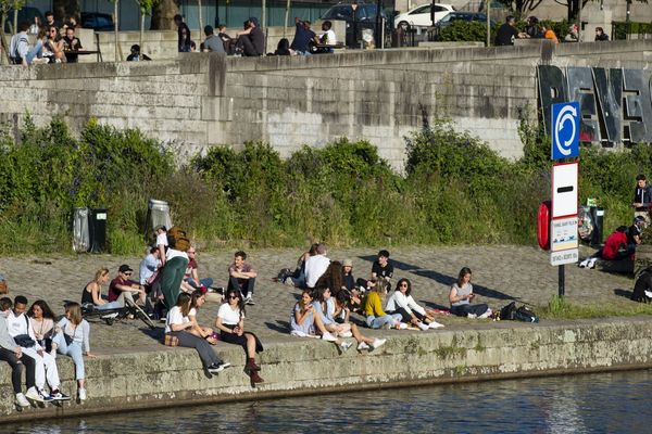 Trop de monde et pas de respect des distances physiques en période de déconfinement, le préfet de la Loire-Atlantique a pris un arrêté d'interdiction d'accès aux rives de l'Erdre à nantes