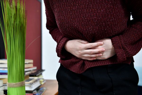 L'endométriose peut provoquer des douleurs perlviennes chroniques incapacitantes (image d'illustration).