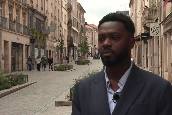 Lionel Courchinoux, alias Lisko, est un rappeur et journaliste professionnel à RCN (Radio Caraïb Nancy) engagé dans la vie associative locale.