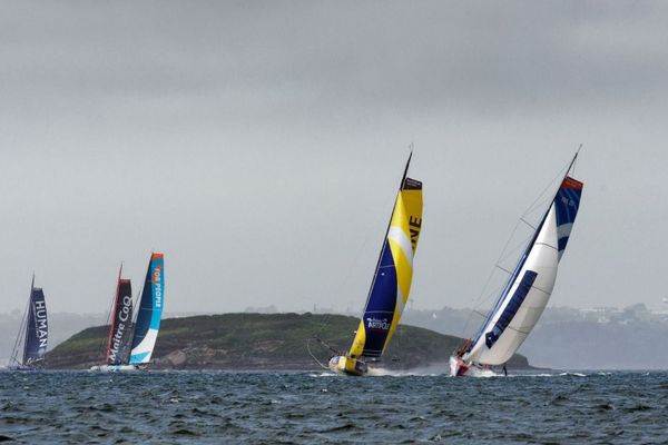 Des IMOCA pendant la course Guyader Bermudes 1000 Race.