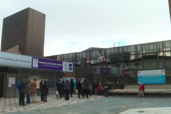 Ce centre de dépistage du covid-19 de Montpellier est désormais ouvert le dimanche.