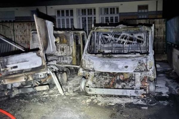 3 véhicules appartenant à la mairie de Toulouse ont été incendiés dans la nuit de vendredi à samedi.