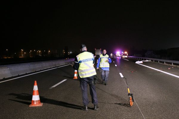 La collision entre un poids lourd et un véhicule sur l'A41 au niveau de Chavanod a fait deux blessés dont un grave - 1 octobre 2021