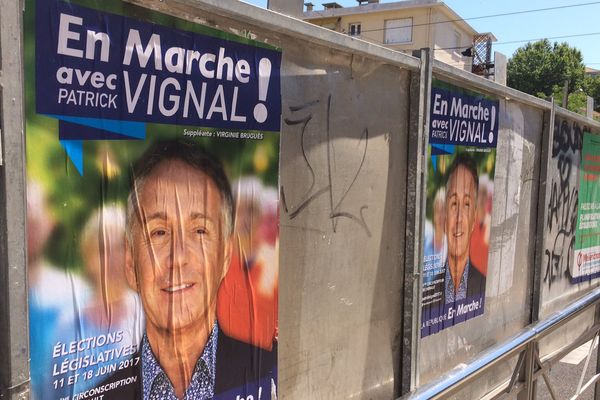 Montpellier - panneaux électoraux de la 9e circonscription de l'Hérault - juin 2017.