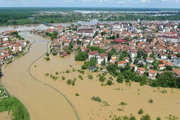 La ville de Brcko, le 18 mai 2014, au nord de la Bosnie, l'une des zones les plus touchées par les pluies diluviennes