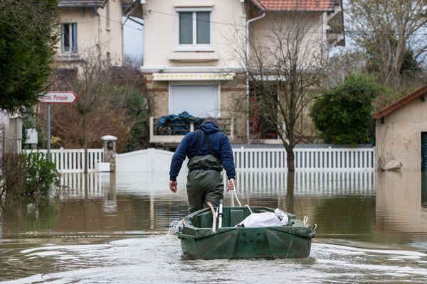 Crue de la Seine dans les Yvelines, sur l'île des Migneaux, à Poissy, le 29 janvier 2018.