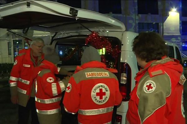 Des volontaires du Samu social à Dijon 