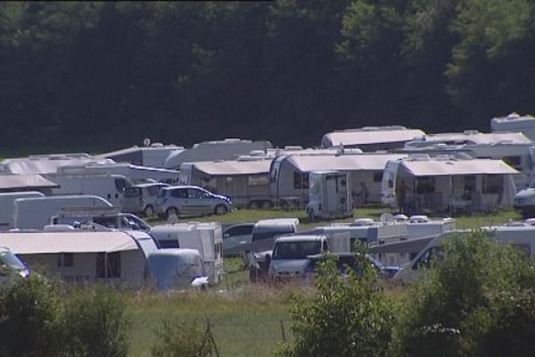 Thise : campement illégal de près de 200 caravanes