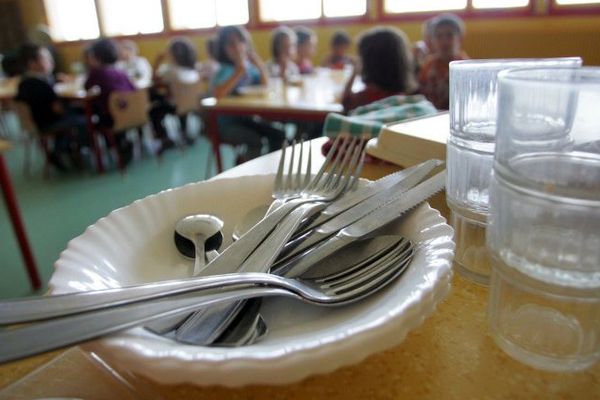 La cantine scolaire d'une école primaire près d'Angoulême