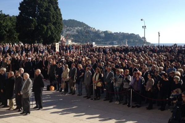 Minute de silence organisée par la ville de Nice