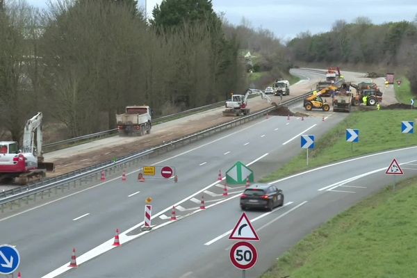 La route libérée par les agriculteurs près de Quimper