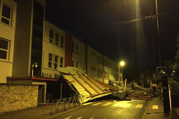 La tempête Alex a provoqué principalement des chutes d’arbres, des assèchements de locaux, des toitures envolées comme au collège Notre-Dame-le-Ménimur à Vannes.