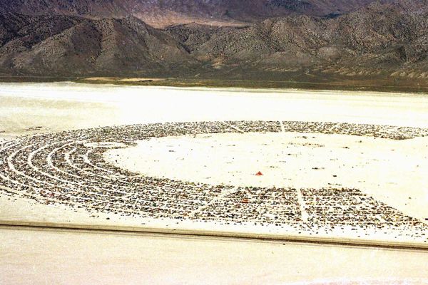 "Black Rock City", la ville éphémère construite à chaque fin du mois d'août dans le Nevada pour le festival Burning Man. 