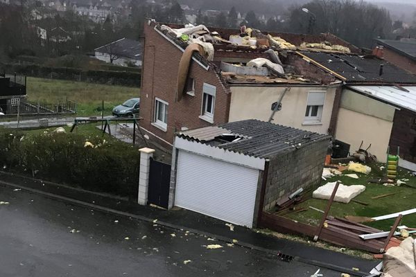 Le réveil est difficile pour les habitants de Liévin après la mini tornade qui a touché la Cité des Castors. 