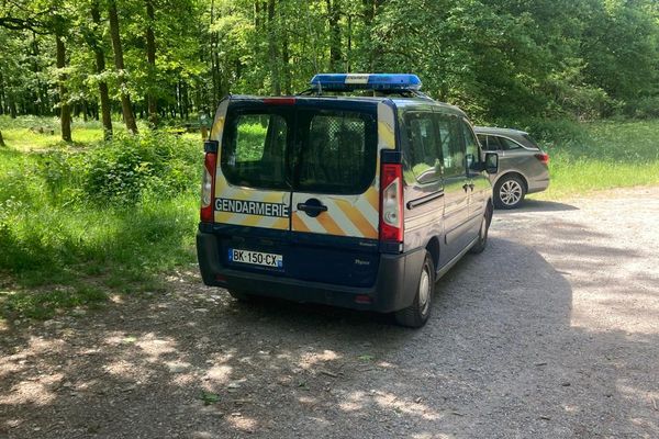 Le corps d’un homme a été découvert à Monthermé (Ardennes) ce mardi 30 mai 2023.