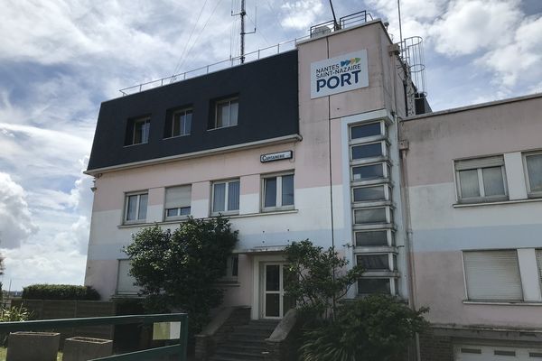 La capitainerie du port de Saint-Nazaire