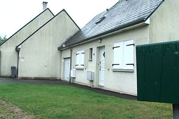 Le pavillon du couple, rue de Tourville,  à Saint-Martin-de-Taillevende 