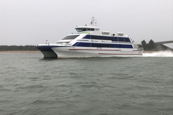 Le Châtelet, Navire à Grande Vitesse de la Compagnie Yeu-Continent