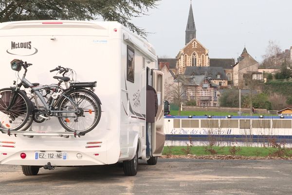 La Mayenne attire les camping-caristes