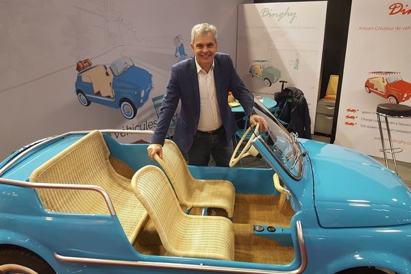 Christophe Bouchet présente sa "Dinghy"