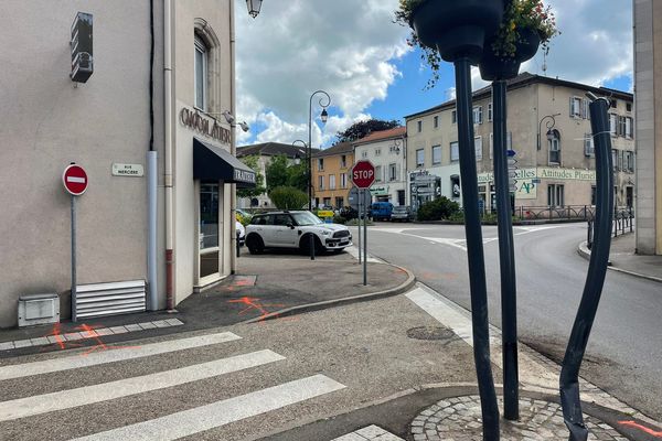 L'accident a eu lieu rue Mercière, à Saint-Nicolas-de-Port, vers 11h30, lundi 13 mai 2024.