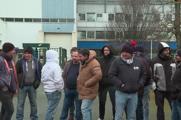 Ce mardi 7 janvier, la direction du sous-traitant automobile Amis et les syndicats se réunissaient à Montluçon, dans l'Allier.