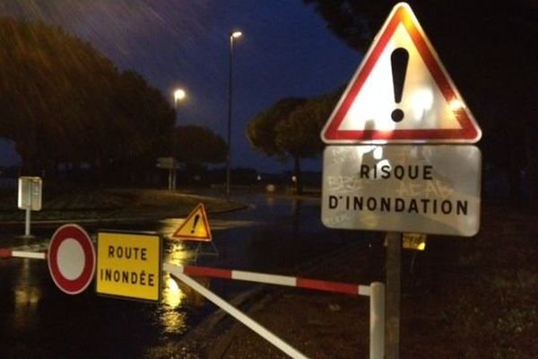 Mauguio est coupée du monde, toutes les routes d'accès sont inondées