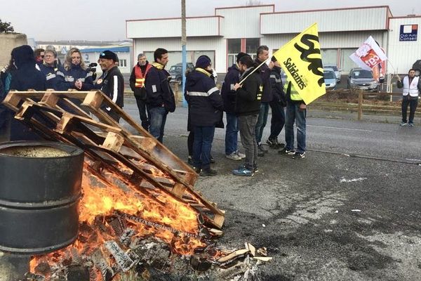 Les postiers dénoncent le non respect de l'accord de fin de grève par leur direction