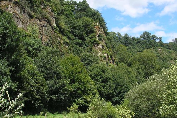 Ce DIMANCHE après-midi retrouvera des éclaircies d'ici à l'après-midi dans le Calvados, vers les Gorges de la Vire.