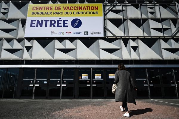 Le centre de vaccination du parc des expositions de Bordeaux ne propose plus de vaccins sans rendez-vous. 