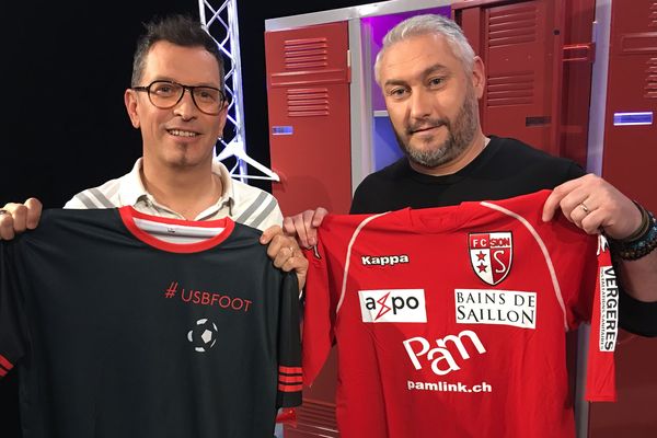 Olivier Monterrubio, ancien joueur du FC Nantes est venu avec son maillot du FC Sion au côté d'Anthony Brulez