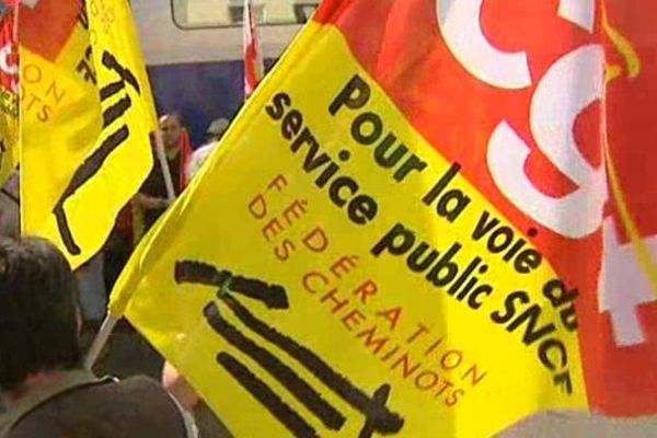 La mouvement de grève à la SNCF se poursuit vendredi 13 juin.