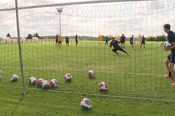 Les joueurs de l'ACFC à l'entraînement