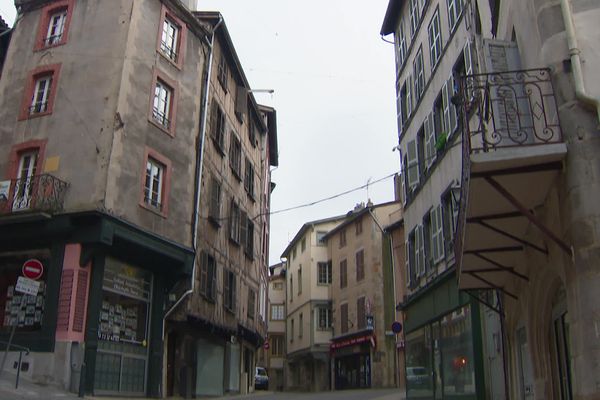 Avec le plan "Action coeur de ville", la mairie de Thiers essaie de redonner un second souffle à d'anciennes rues commerçantes.