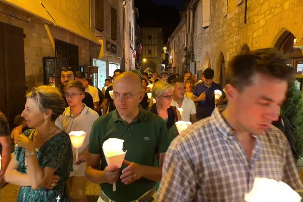 Les processionaires étaient environ 500 ce lundi soir.